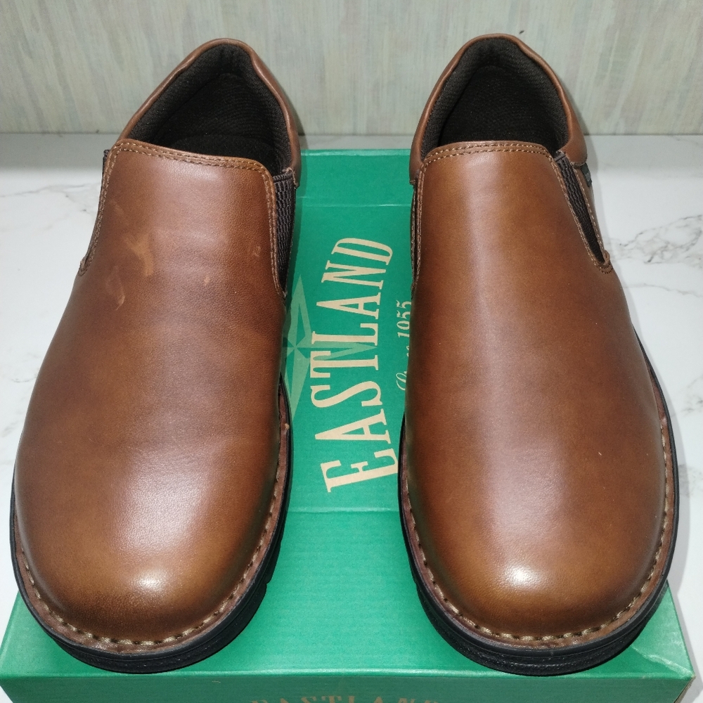 NEW!! MENS EASTLAND NEWPORT SHOE  US 12 W LOAFER CASUAL WORK VERSATILE TRACTION